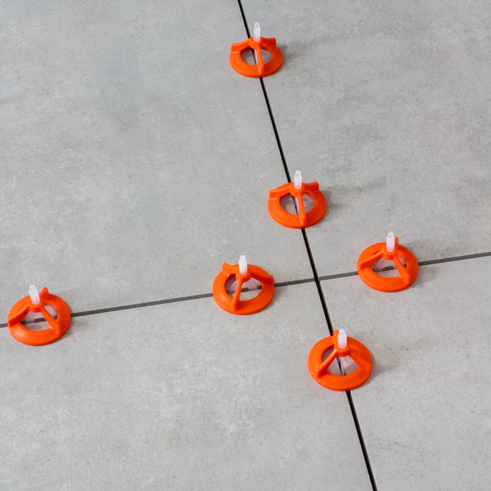 Fliesen Nivelliersystem Verlegehilfe Verlegesystem 1mm - 200x Gewindelaschen Fliesen Nivelliersystem Verlegehilfe Verlegesystem 3mm - 100x Laschen + 100 Zughauben