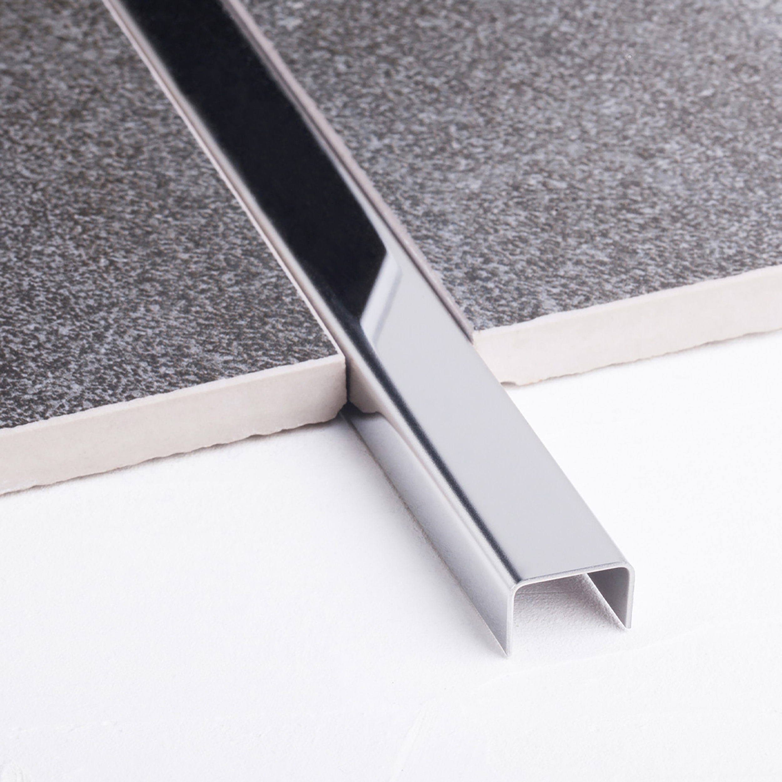 10x U Profil Edelstahlschiene Bordüre Fliesenschiene Edelstahl V2A L250cm H9mm B15mm glänzend